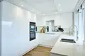 2 bedroom apartment 74 m² in London, United Kingdom