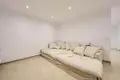 Villa de tres dormitorios 227 m² Alfaz del Pi, Španjolska