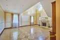 House 529 m² Astrashitskagaradokski rural council, Belarus