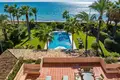 Villa 9 bedrooms 1 056 m² Estepona, Spain