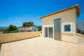 3-Schlafzimmer-Villa 200 m² Calp, Spanien