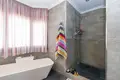 Haus 4 Schlafzimmer 275 m² Dos Hermanas, Spanien