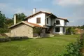 4 bedroom house 2 300 m² Mustrak, Bulgaria