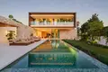 Haus 5 Schlafzimmer 696 m² Dos Hermanas, Spanien