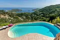villa de 5 chambres 300 m² France, France
