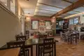 Propriété commerciale 608 m² à Lucques, Italie