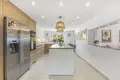 Haus 6 Schlafzimmer 235 m² Dos Hermanas, Spanien