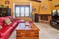 4 bedroom house 261 m² Dos Hermanas, Spain