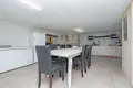 Villa de tres dormitorios 33 000 m² Castel dArio, Italia