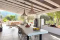 Haus 6 Schlafzimmer 226 m² Dos Hermanas, Spanien