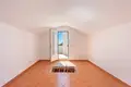 5 bedroom house 275 m² Dos Hermanas, Spain