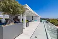 Mieszkanie 3 pokoi 145 m² Pafos, Cypr