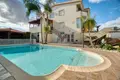Villa de 4 dormitorios 315 m² Latsia, Chipre