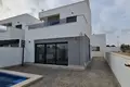 Villa de tres dormitorios 97 m² Orihuela, Španjolska