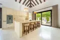 Haus 5 Schlafzimmer 1 023 m² San Pedro Alcantara, Spanien