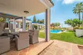Villa de 4 dormitorios 557 m² Benalmadena, Španjolska
