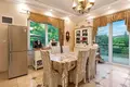 Villa de 5 habitaciones 200 m² Becici, Montenegro