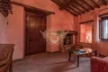 Villa de 6 habitaciones 1 100 m² Perugia, Italia