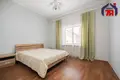 Ferienhaus 551 m² Barauljany, Belarus