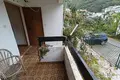 Квартира 3 спальни 100 м² Свети-Стефан, Черногория