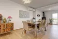 Haus 2 Schlafzimmer 212 m² Manilva, Spanien