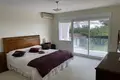 4 bedroom house 407 m² Dos Hermanas, Spain