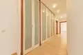 Wohnung 5 zimmer 220 m² in Warschau, Polen