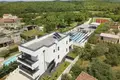 4 bedroom Villa 203 m² Grad Porec, Croatia