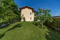 4 bedroom apartment 204 m² Mezzegra, Italy