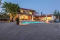 4-Schlafzimmer-Villa 315 m² Grad Sibenik, Kroatien