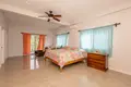 Haus 7 Schlafzimmer 669 m² West End, Honduras