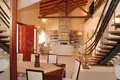Villa 1 055 m² Temploni, Greece