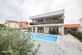 5-Schlafzimmer-Villa 300 m² Opcina Vir, Kroatien