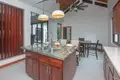 6 bedroom house 385 m² Coxen Hole, Honduras