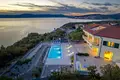 Haus 5 Schlafzimmer 463 m² Kraljevica, Kroatien