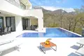 3 bedroom villa 200 m² Budva, Montenegro