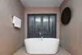 Villa de tres dormitorios 582 m² Choeng Thale, Tailandia