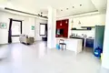 4 bedroom apartment 220 m² Tumbakbayuh, Indonesia