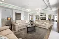 4 bedroom house 600 m² Dos Hermanas, Spain