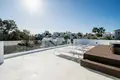 4-Schlafzimmer-Villa 538 m² Estepona, Spanien