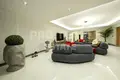4 bedroom apartment 220 m² Muratpasa, Turkey