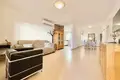 Haus 5 Schlafzimmer 209 m² Dos Hermanas, Spanien