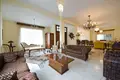 4 bedroom house 320 m² Deryneia, Cyprus