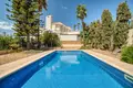 4-Schlafzimmer-Villa 480 m² Germasogeia, Zypern
