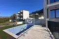 Szeregowiec 5 pokojów 195 m² Petrovac, Czarnogóra