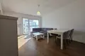 Mieszkanie 2 pokoi 55 m² w Warszawa, Polska