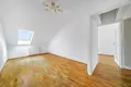 Commercial property 91 m² in Warsaw, Poland