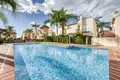 3 bedroom house 217 m² Dos Hermanas, Spain