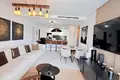 2 bedroom apartment 115 m² Benahavis, Spain
