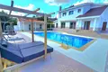 villa de 5 dormitorios 245 m² en Paramytha, Chipre
